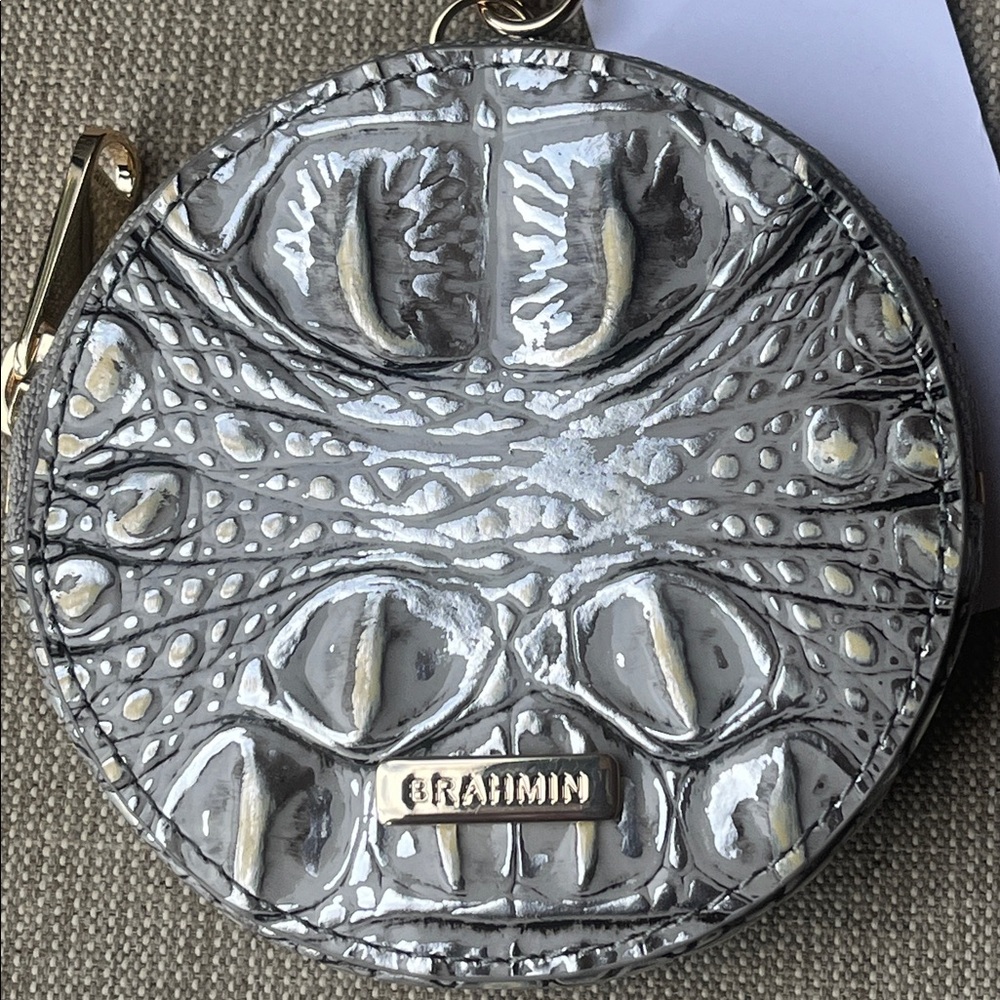 NWT Brahmin CHROME Circle Coin Melbourne Wallet